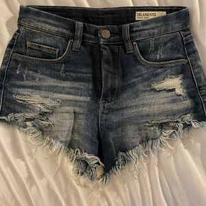 BLANKNYC Wedge Short